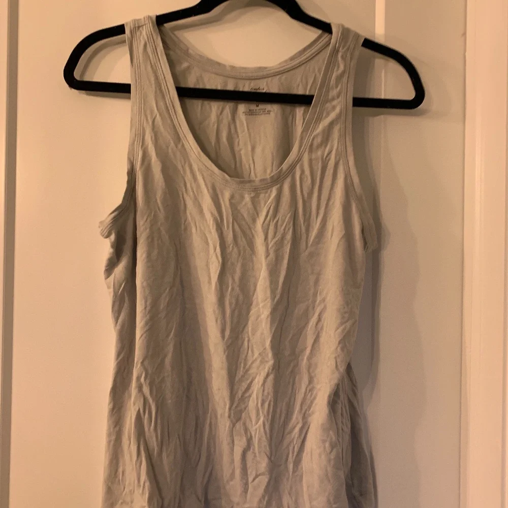 NWOT Banana Republic Grey Tank
